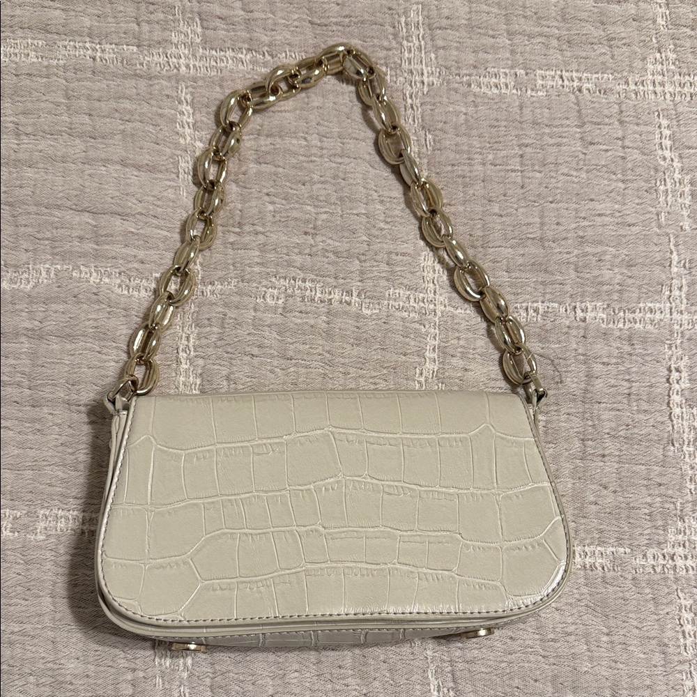 Zara Cream Croc-Embossed Shoulder Bag with Gold Chain